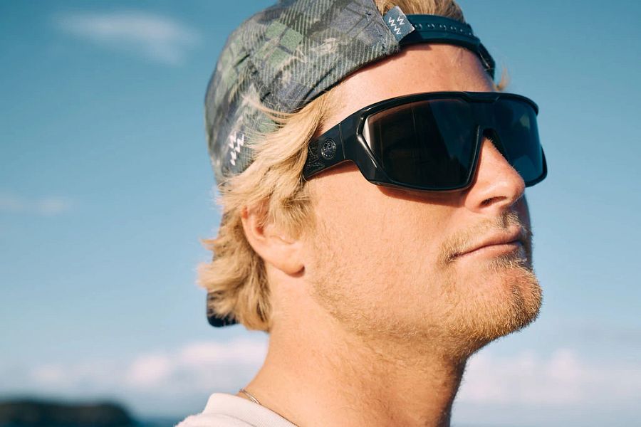 Dragon Chasm - Matte Black/Smoke