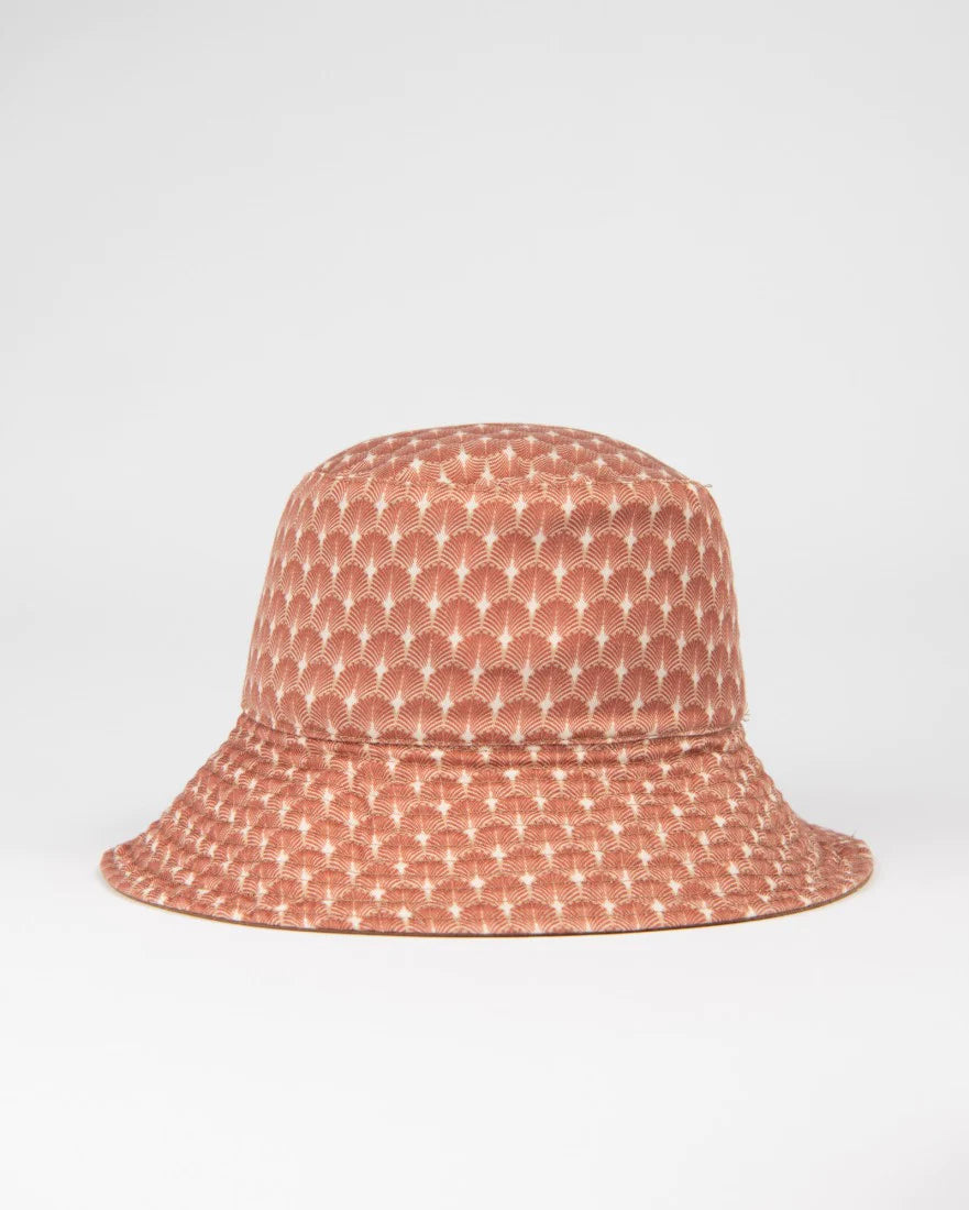 Rusty Vacay Time Reversible Bucket